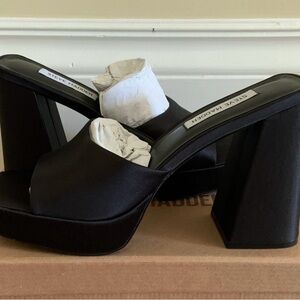 Steve Madden Black Platform Mules